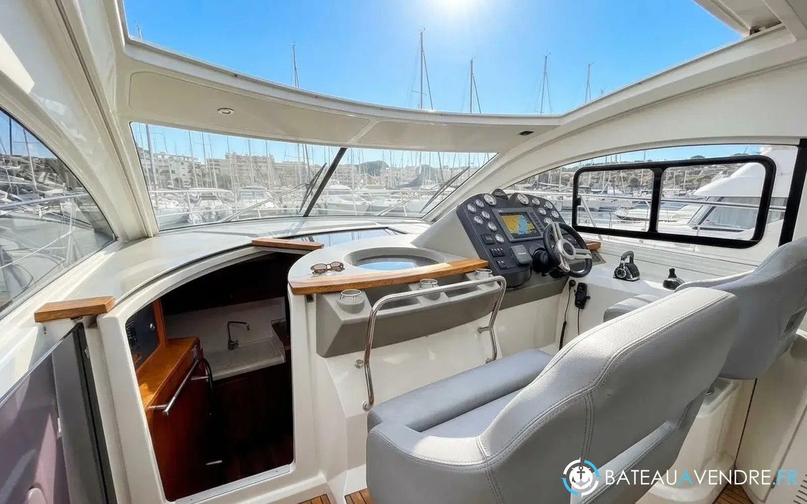 slider 7 Beneteau Monte Carlo 42