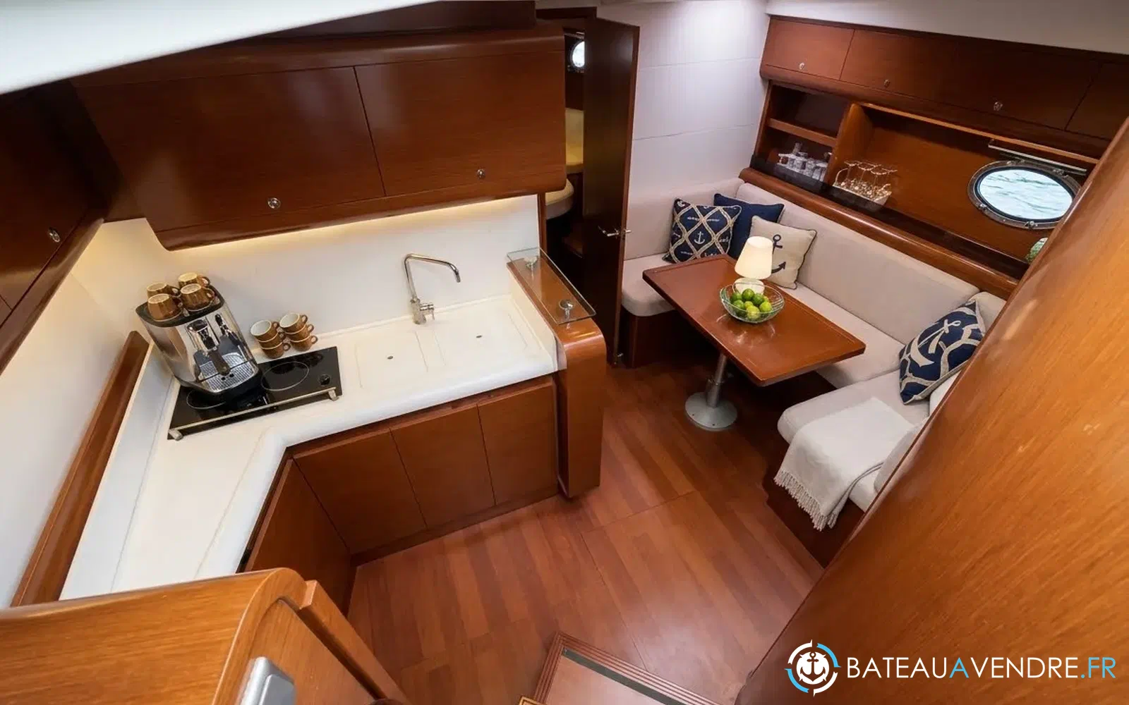 slider 13 Beneteau Monte Carlo 42