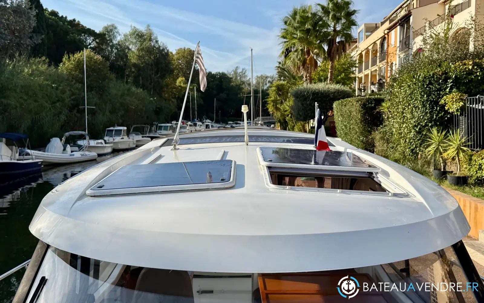 slider 2 Jeanneau Merry Fisher 855