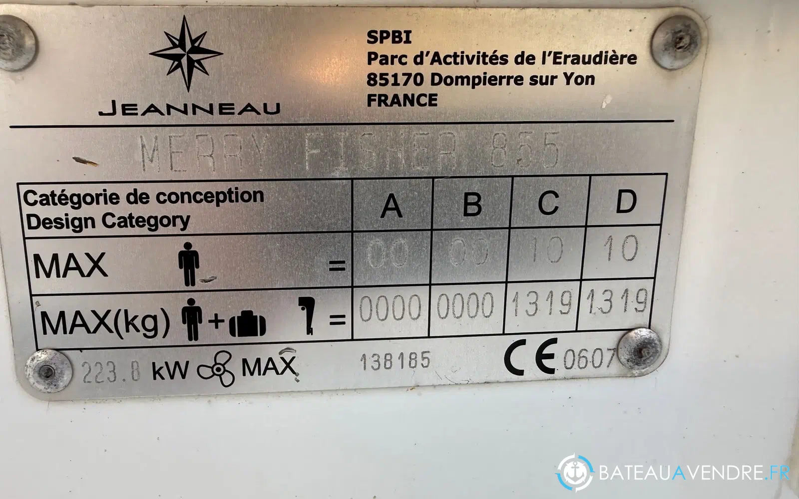 slider 32 Jeanneau Merry Fisher 855