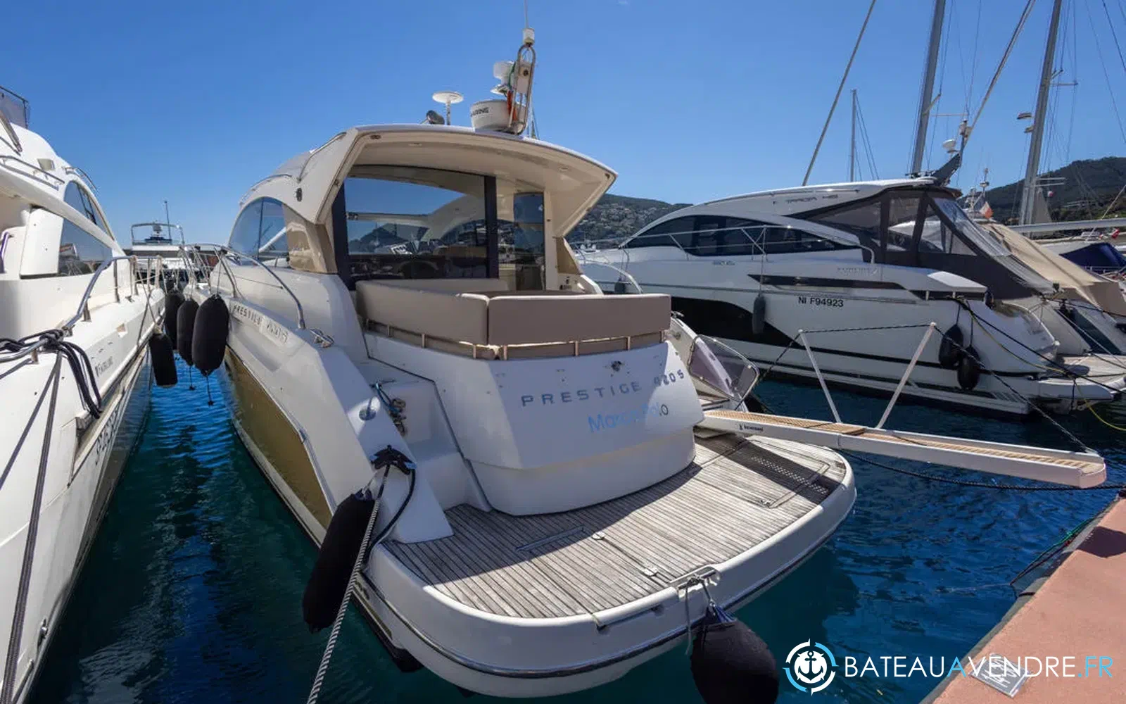 slider 8 Prestige Yachts 42 S