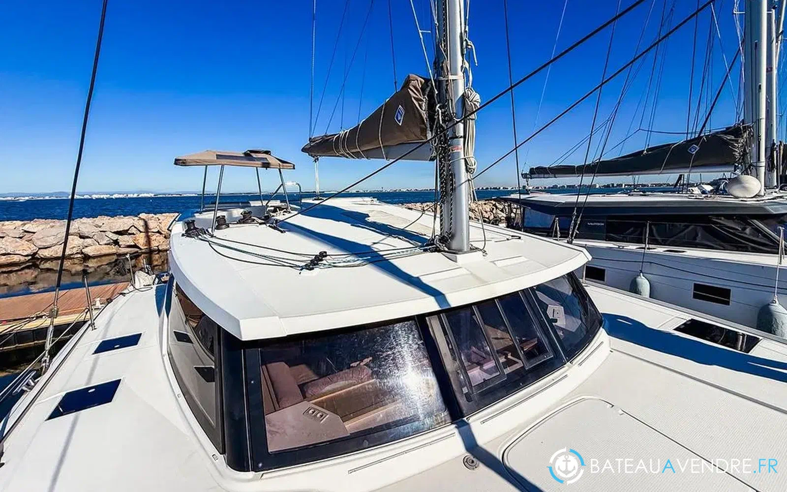 slider 14 Fountaine Pajot Lucia 40