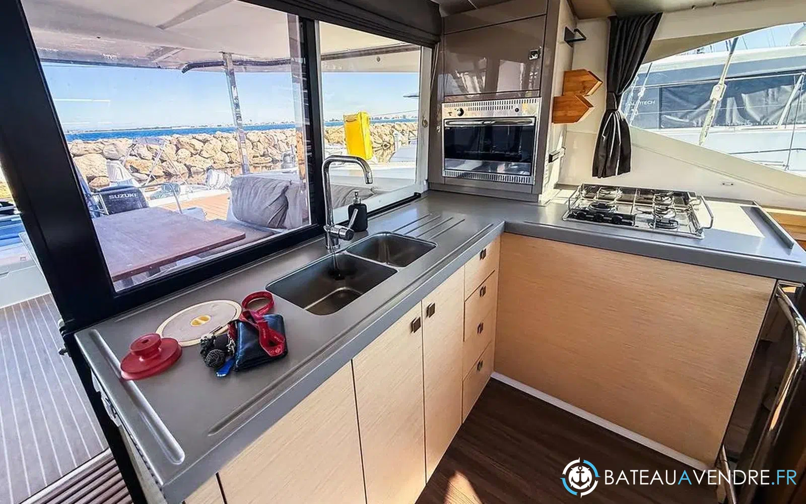slider 17 Fountaine Pajot Lucia 40