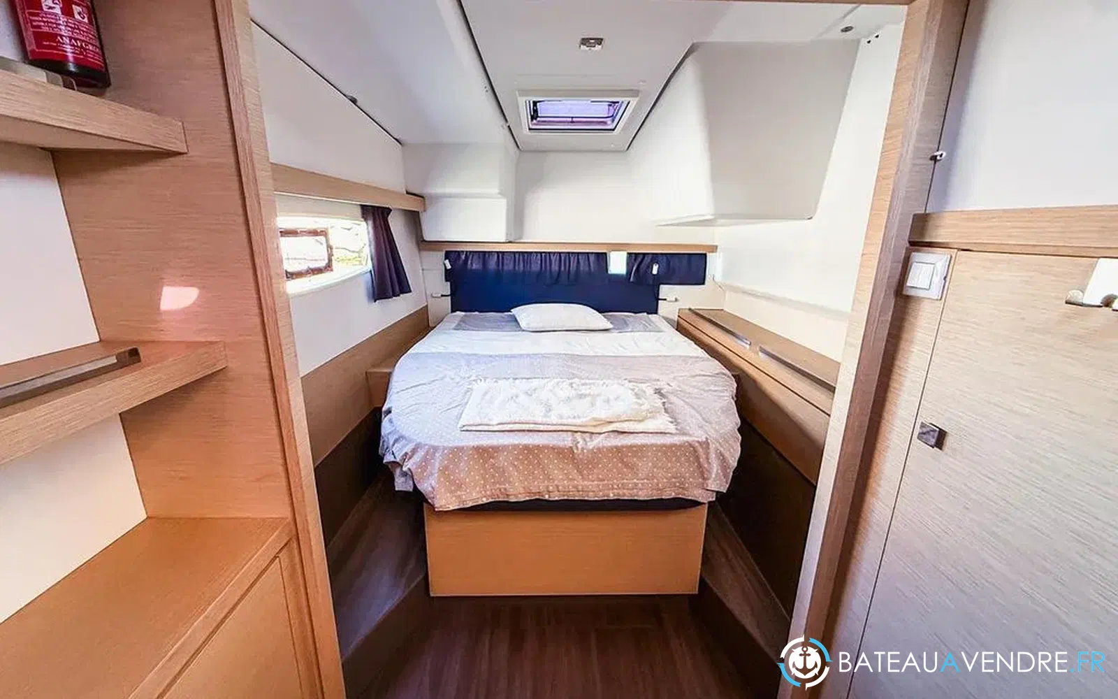 slider 22 Fountaine Pajot Lucia 40