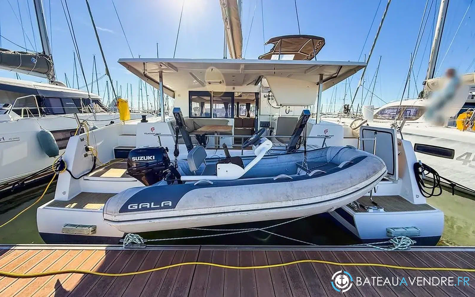 slider 3 Fountaine Pajot Lucia 40