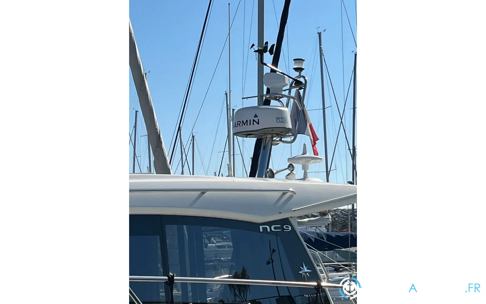 slider 8 Jeanneau NC 9