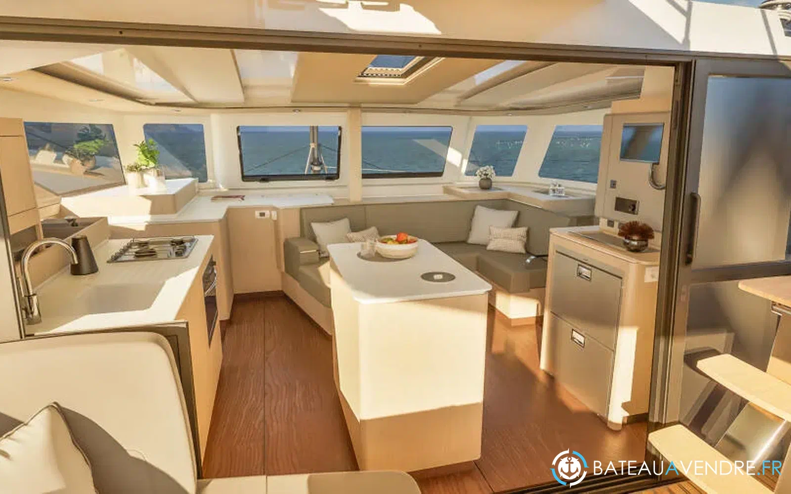 slider 9 Fountaine Pajot Lipari 41