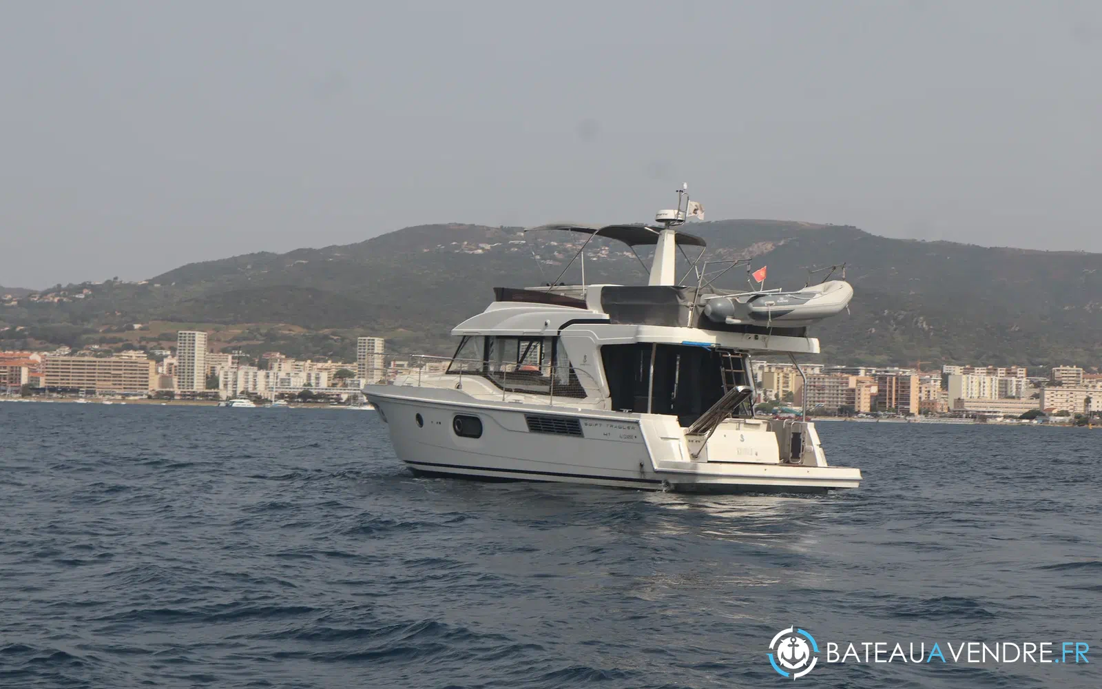 slider 16 Beneteau Swift Trawler 41 Fly