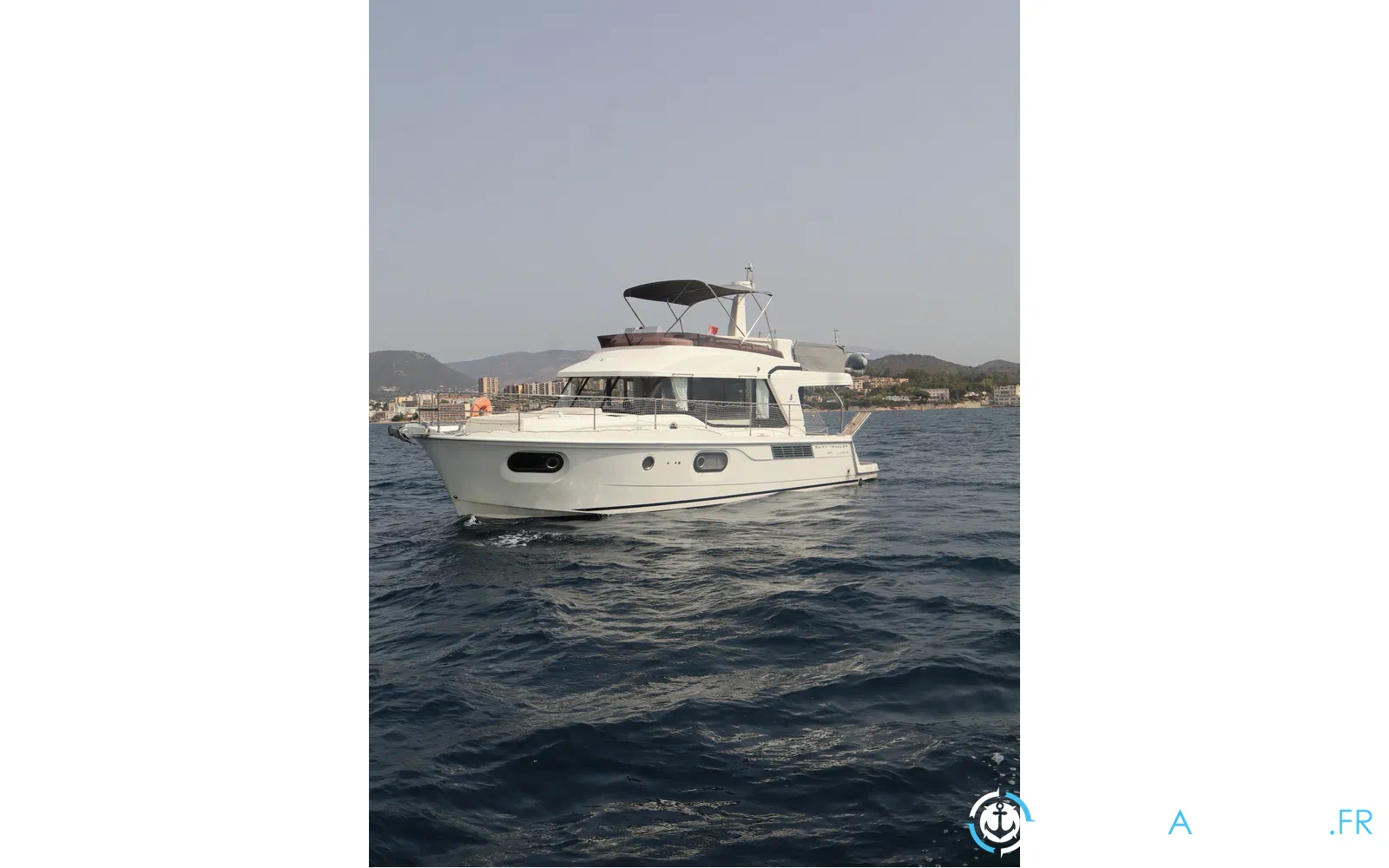 slider 2 Beneteau Swift Trawler 41 Fly