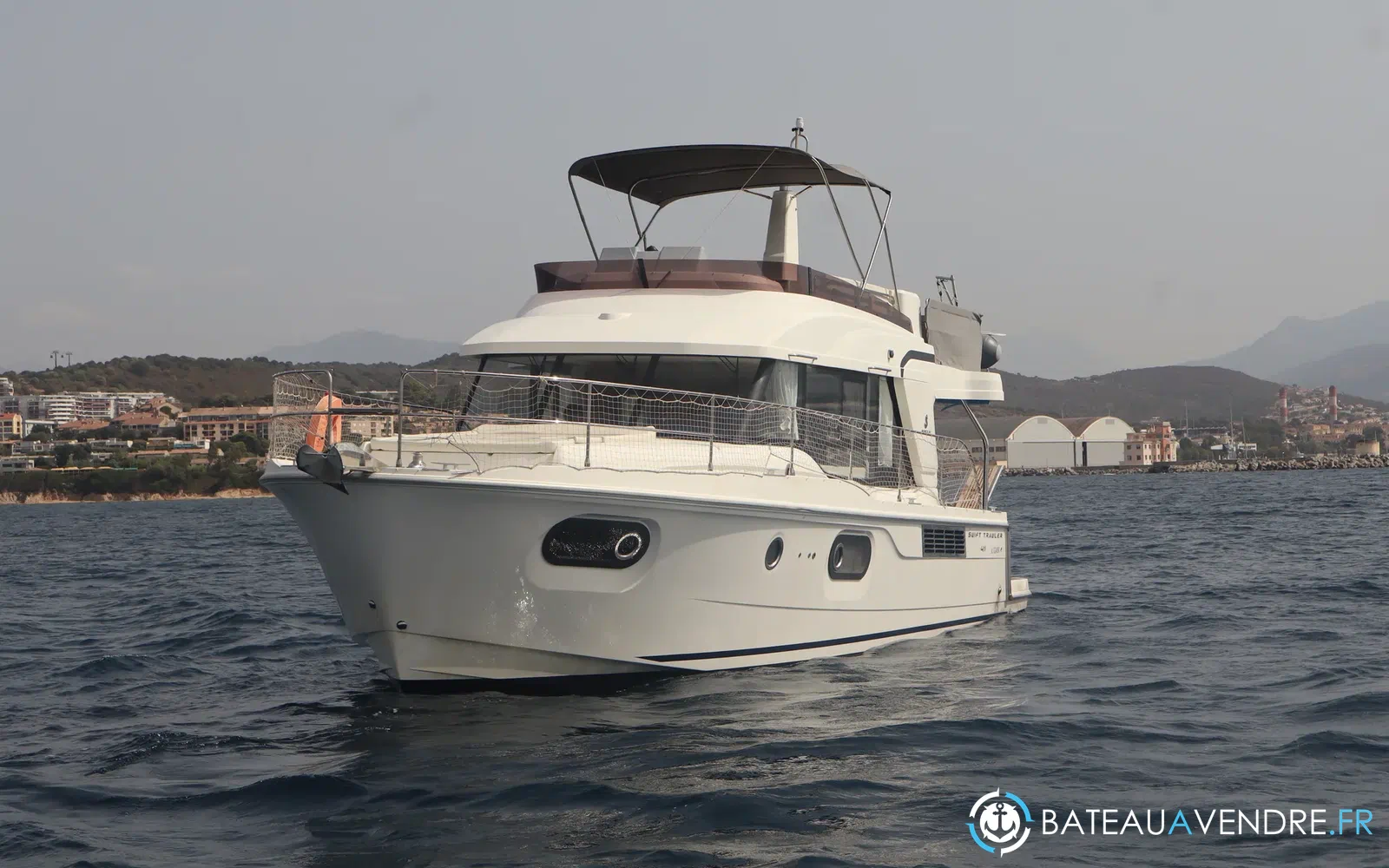 slider 5 Beneteau Swift Trawler 41 Fly