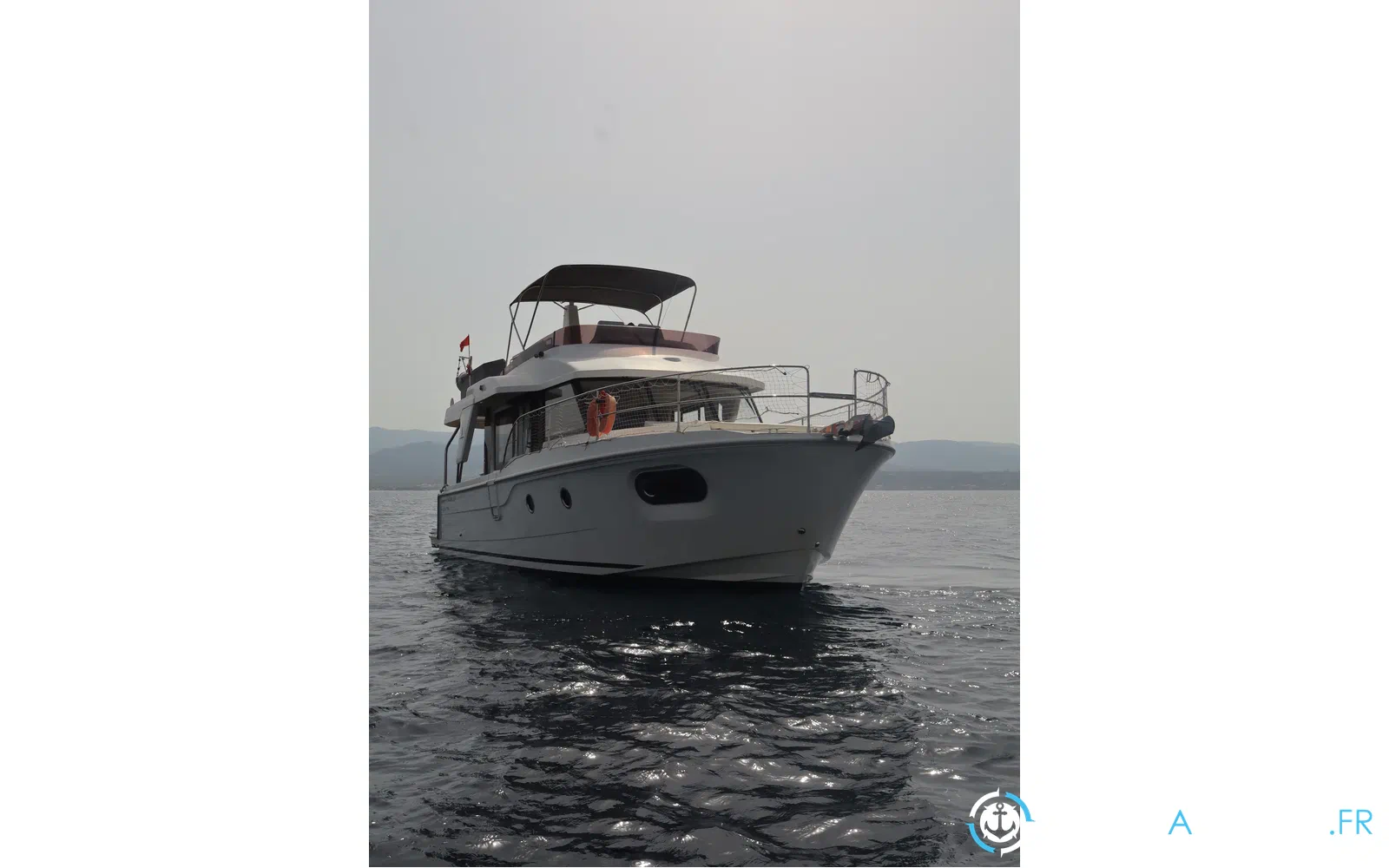 slider 8 Beneteau Swift Trawler 41 Fly