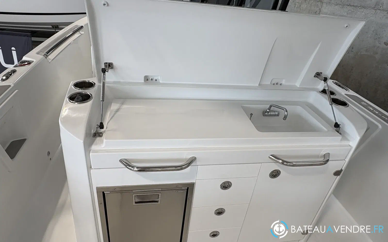 slider 9 Wellcraft 28 T-Top