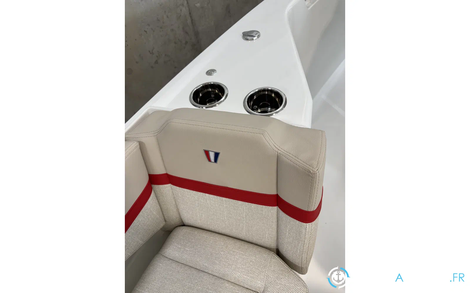 slider 13 Wellcraft 28 T-Top