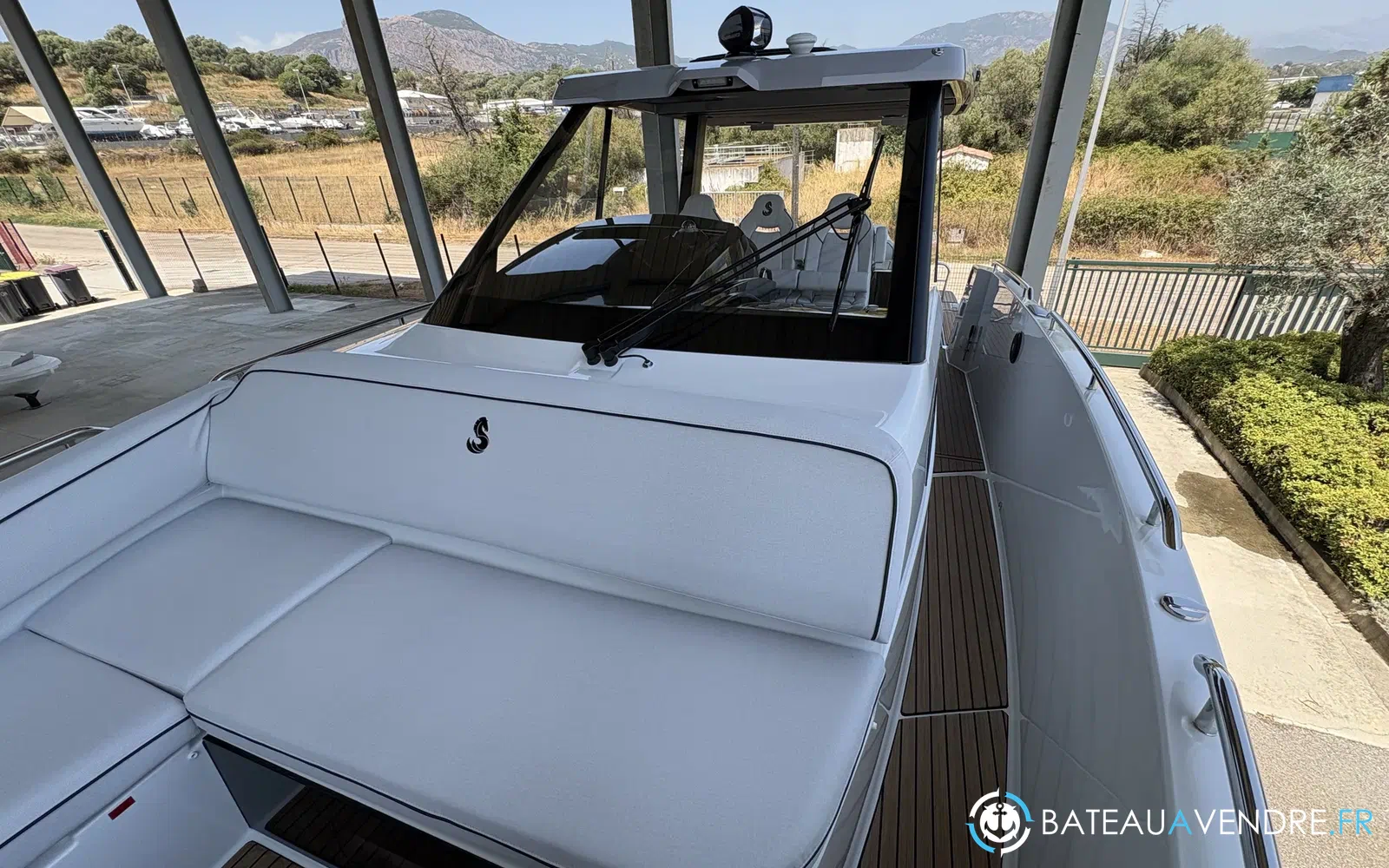 slider 11 Beneteau Gran Turismo 35