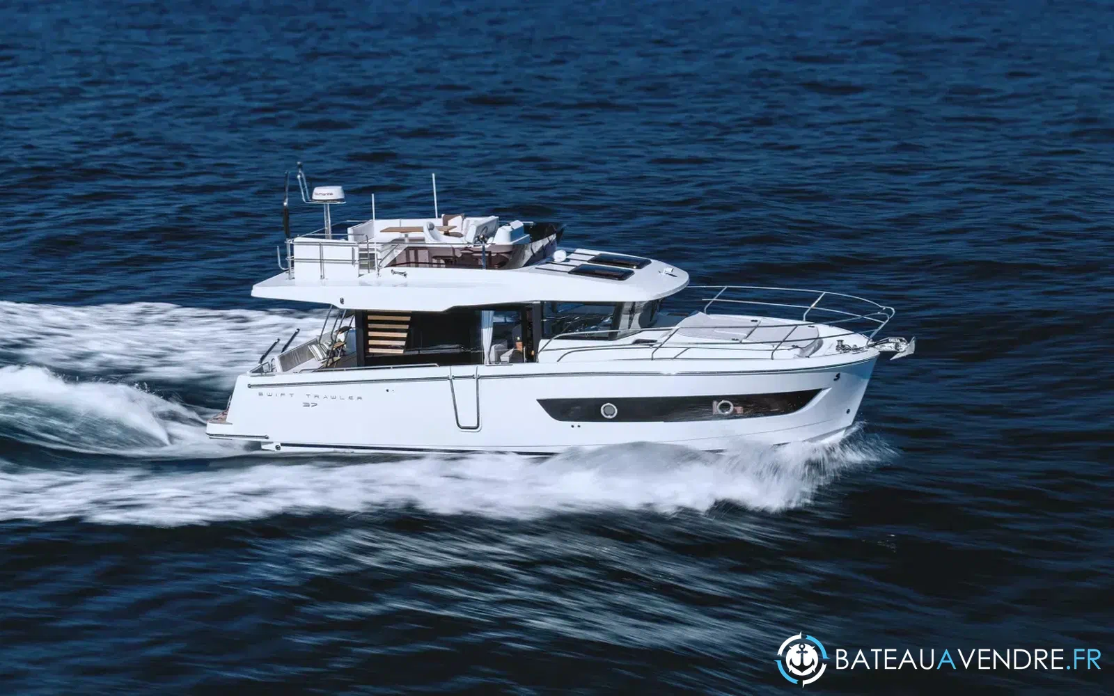 slider 1 Beneteau Swift Trawler 37 Fly