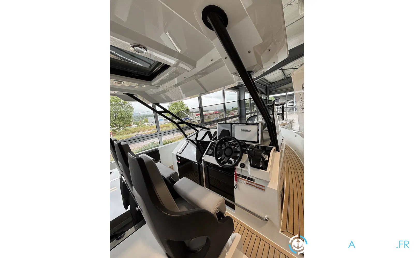 slider 9 De Antonio Yachts D32