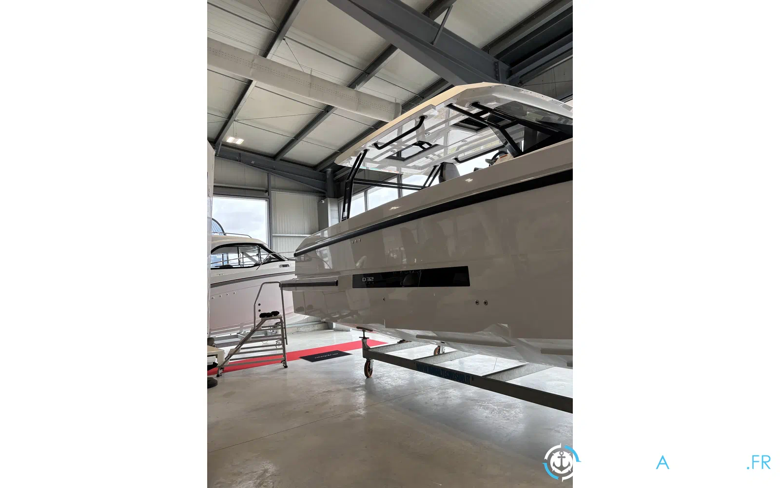 slider 25 De Antonio Yachts D32