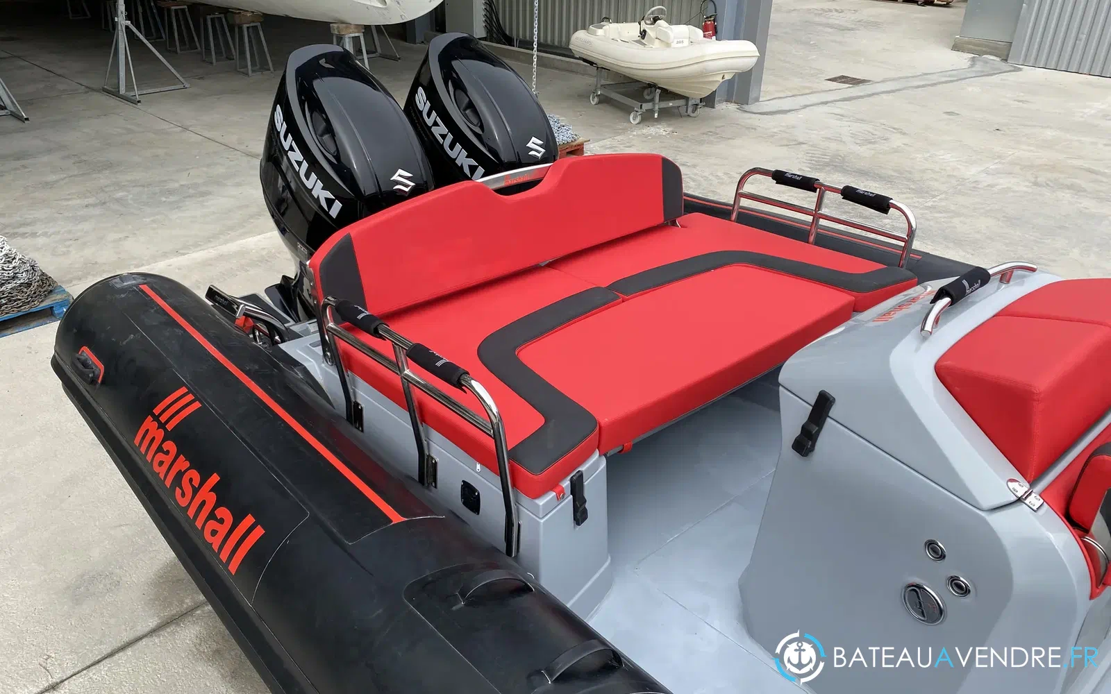 slider 9 Marshall M8 Touring
