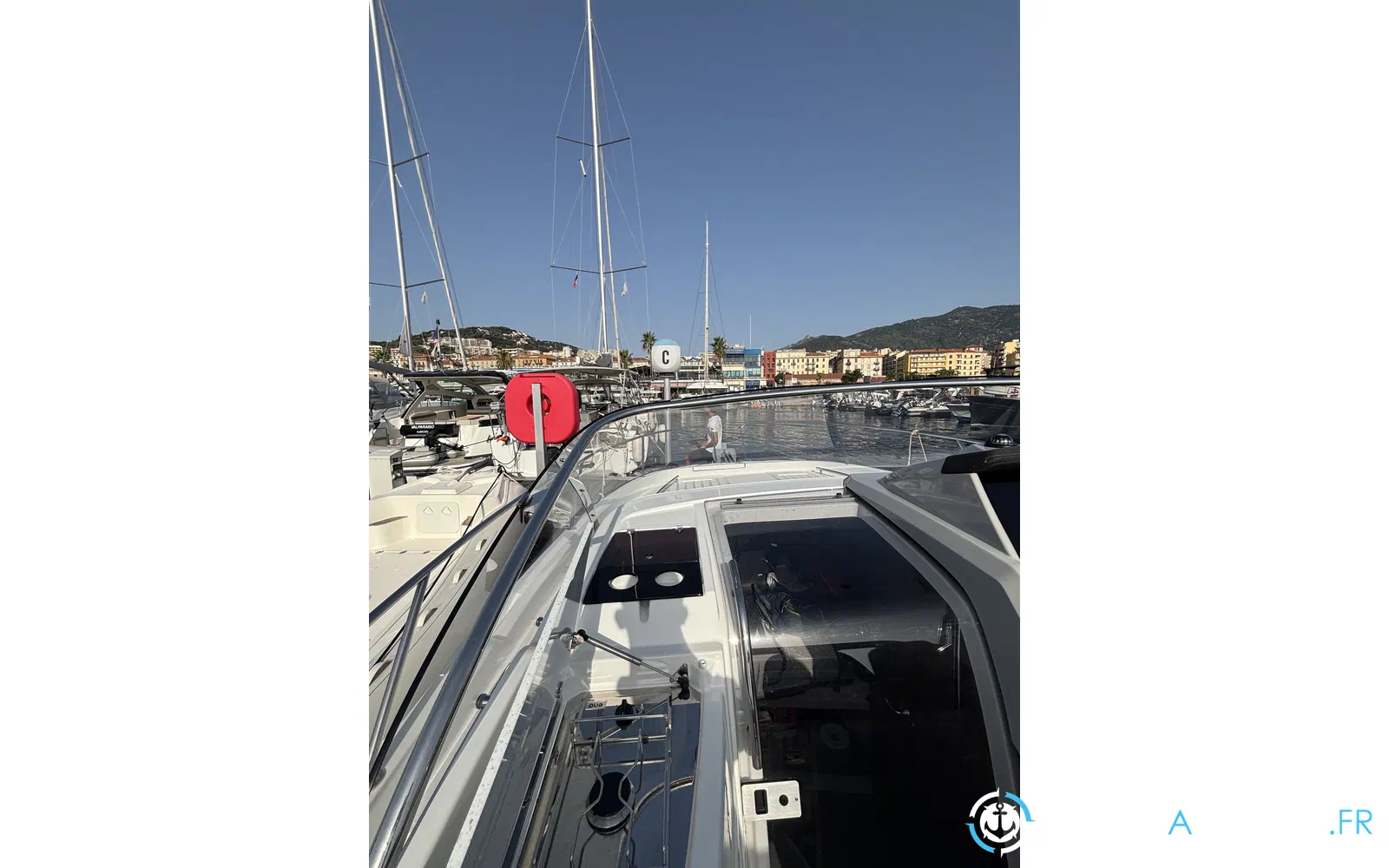 slider 9 Jeanneau Cap Camarat 9.0 WA