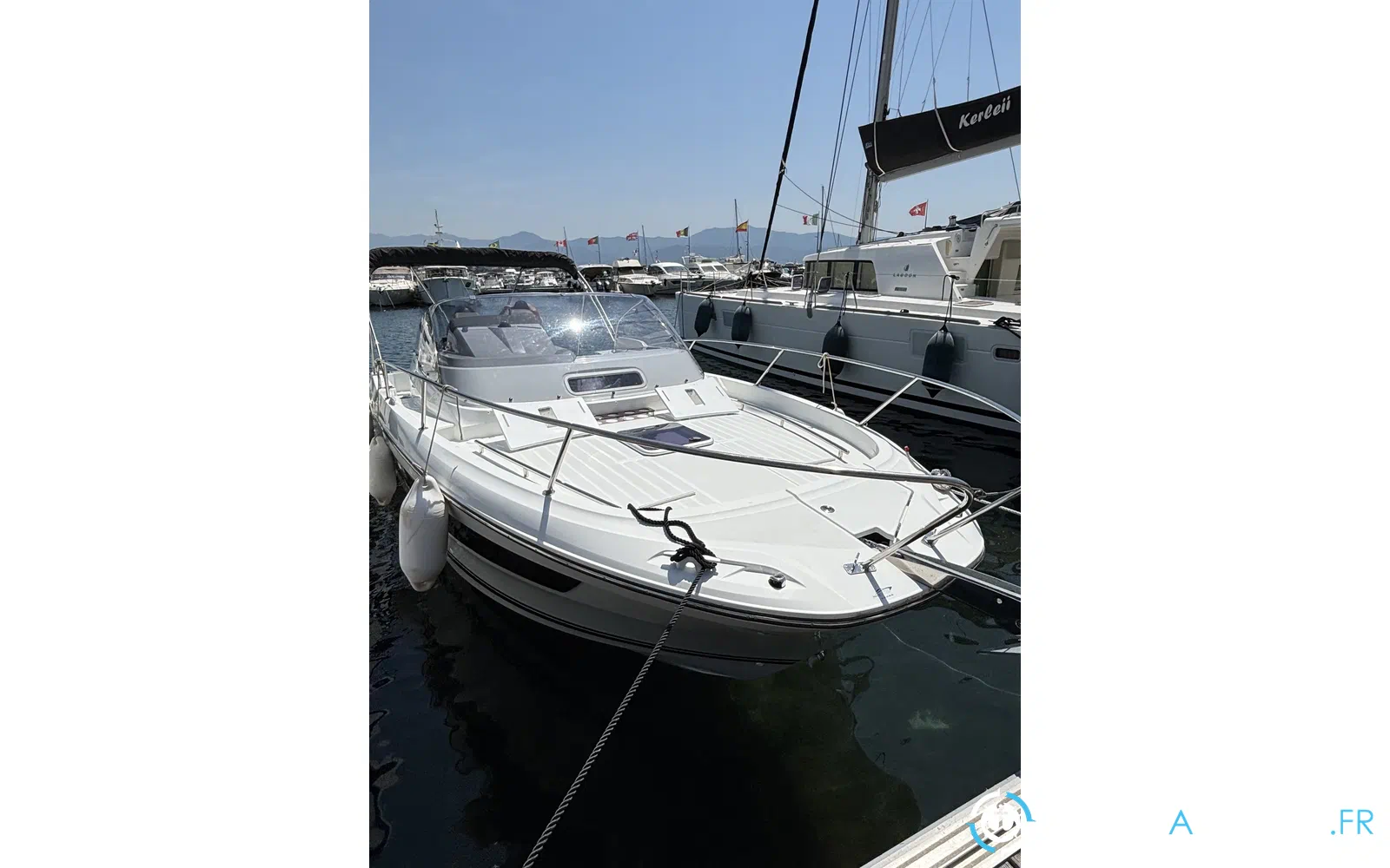 slider 1 Jeanneau Cap Camarat 9.0 WA