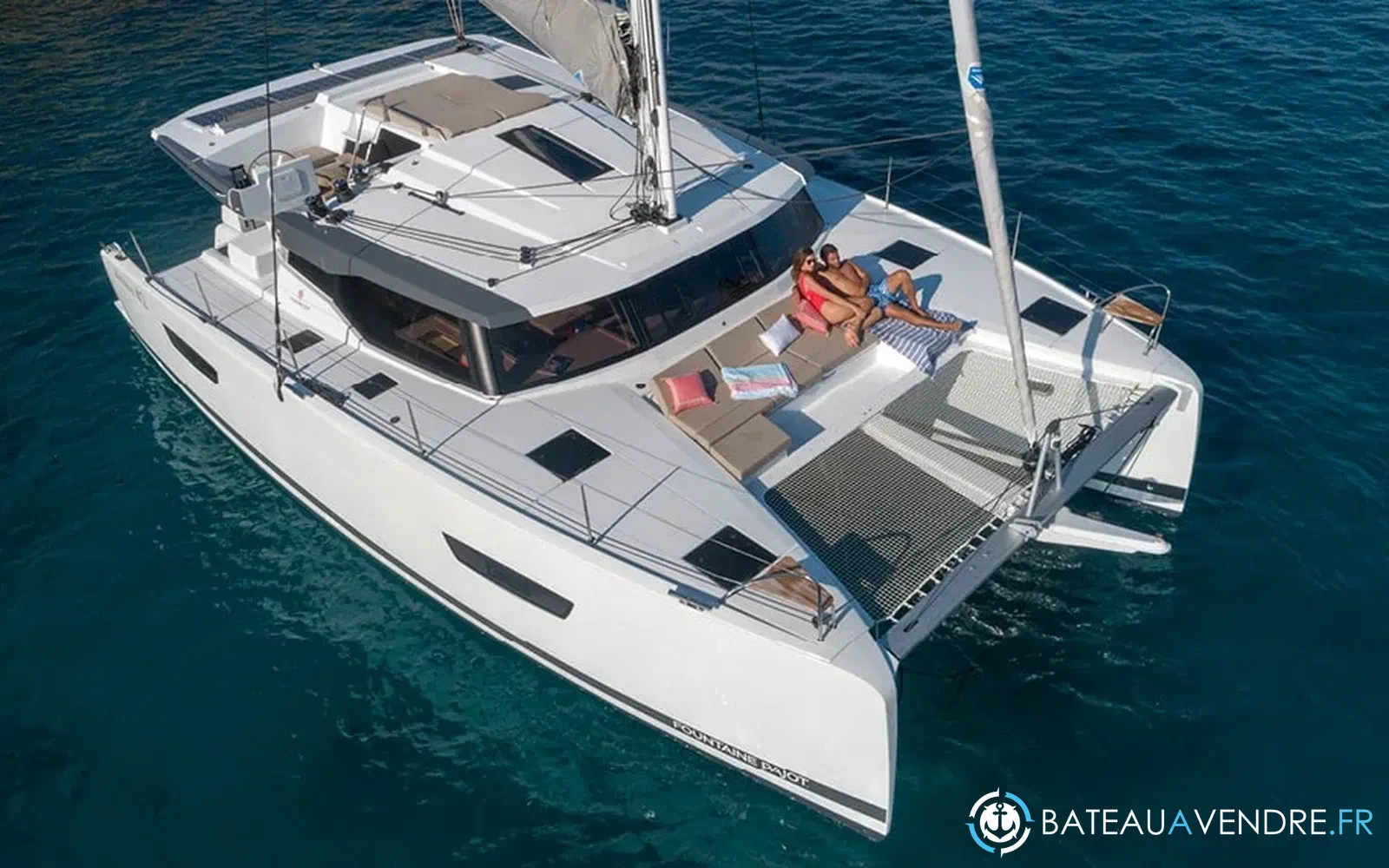 slider 0 Fountaine Pajot Astrea 42