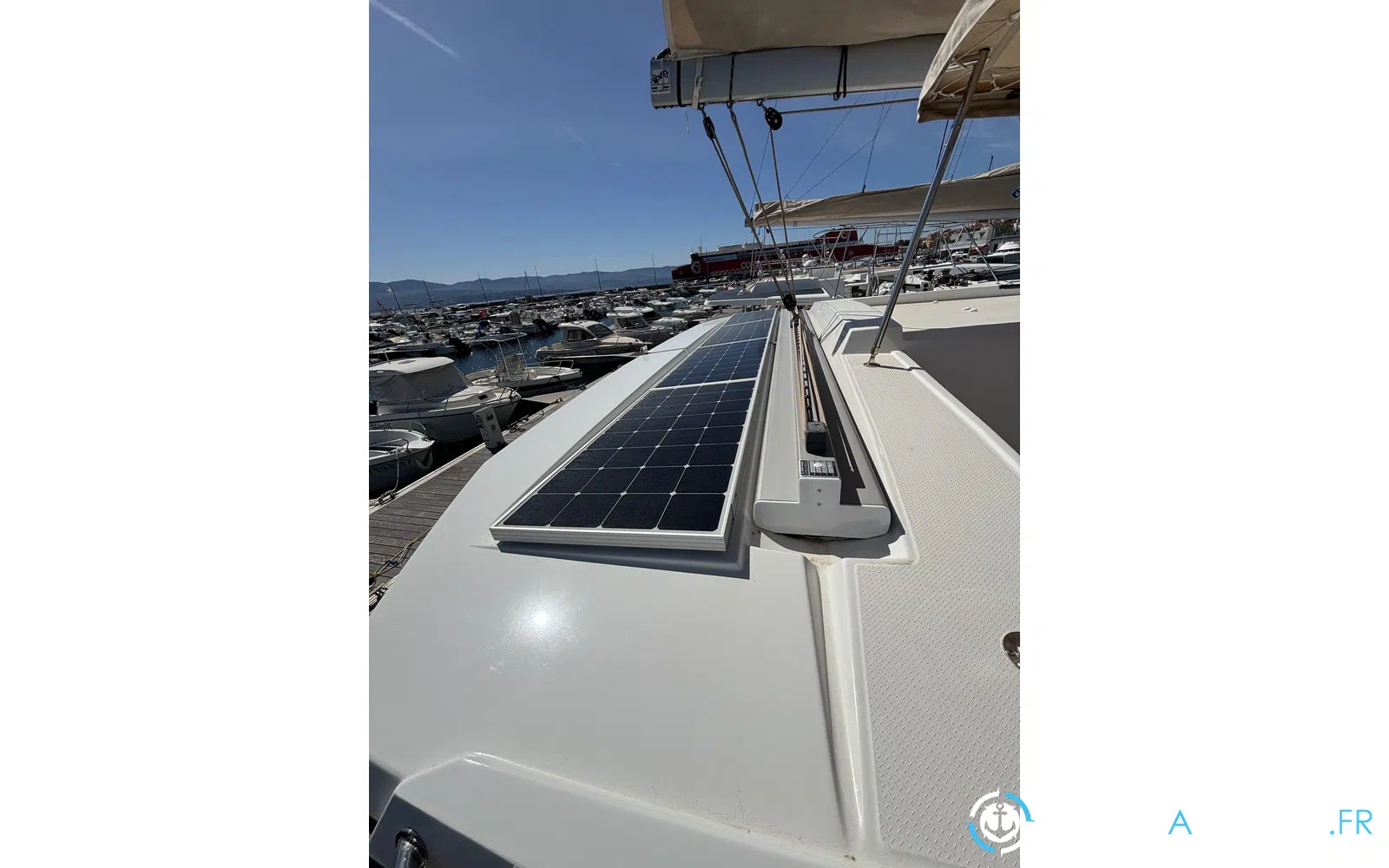 slider 12 Fountaine Pajot Astrea 42