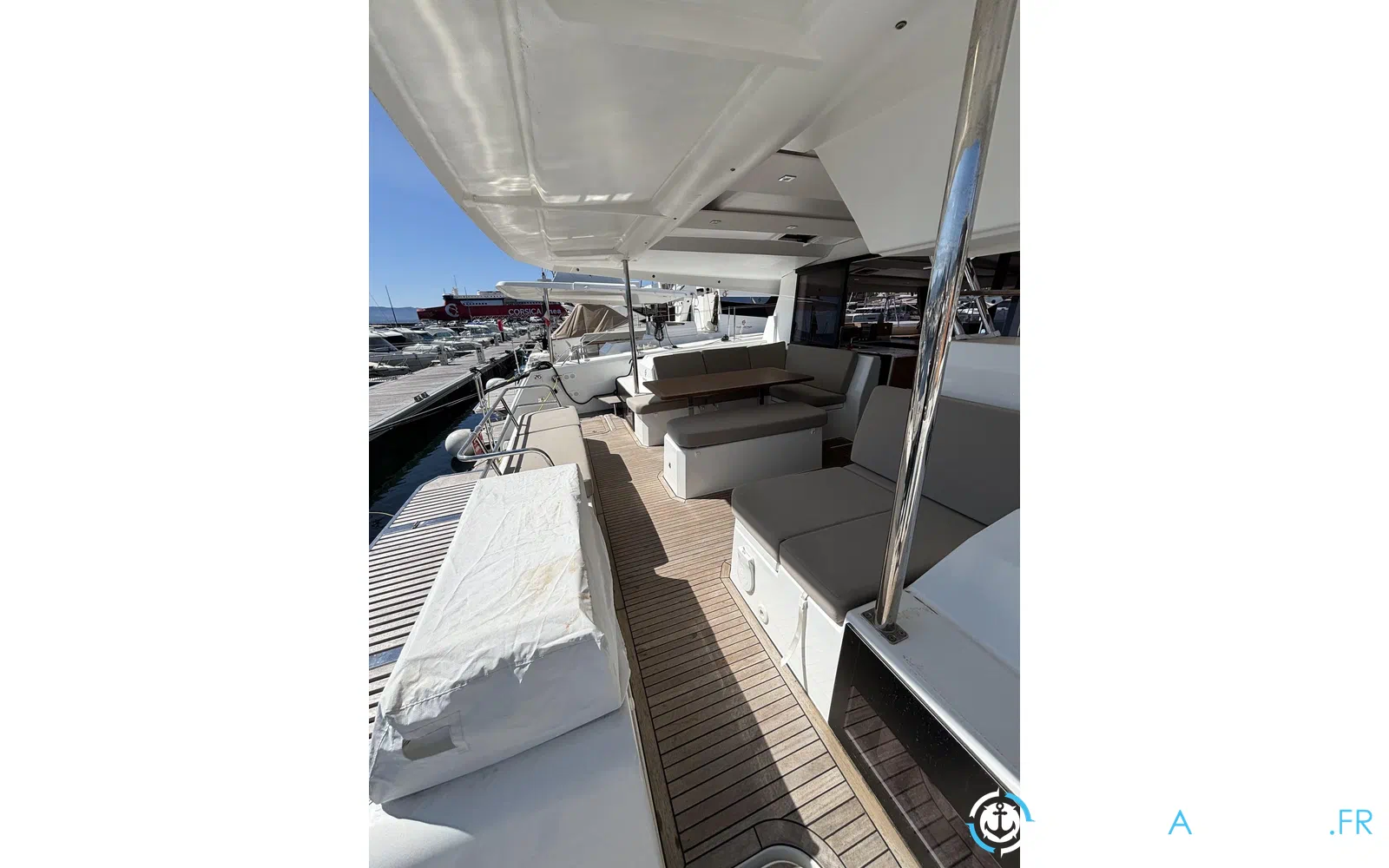 slider 1 Fountaine Pajot Astrea 42