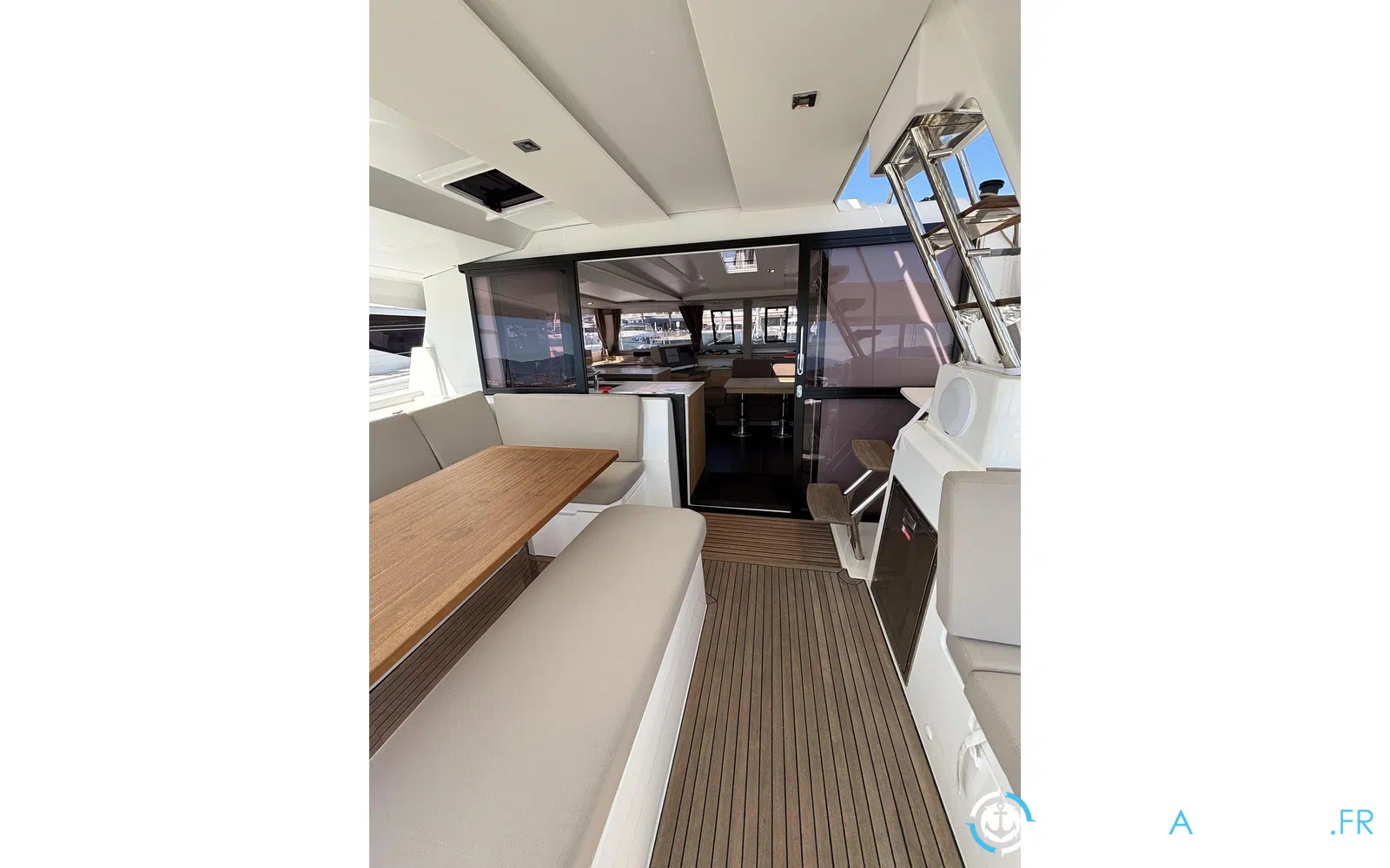 slider 2 Fountaine Pajot Astrea 42