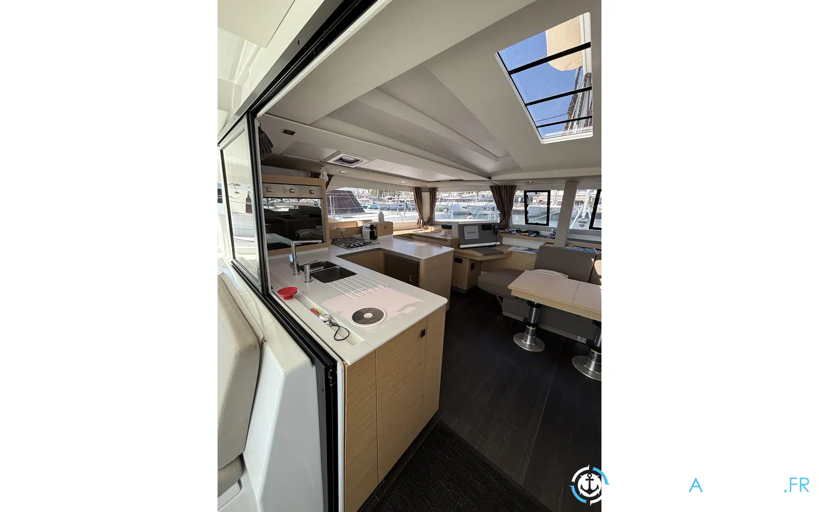 slider 4 Fountaine Pajot Astrea 42