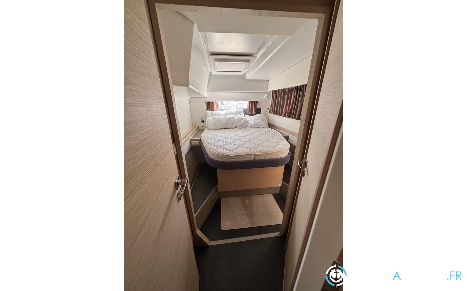 slider 6 Fountaine Pajot Astrea 42