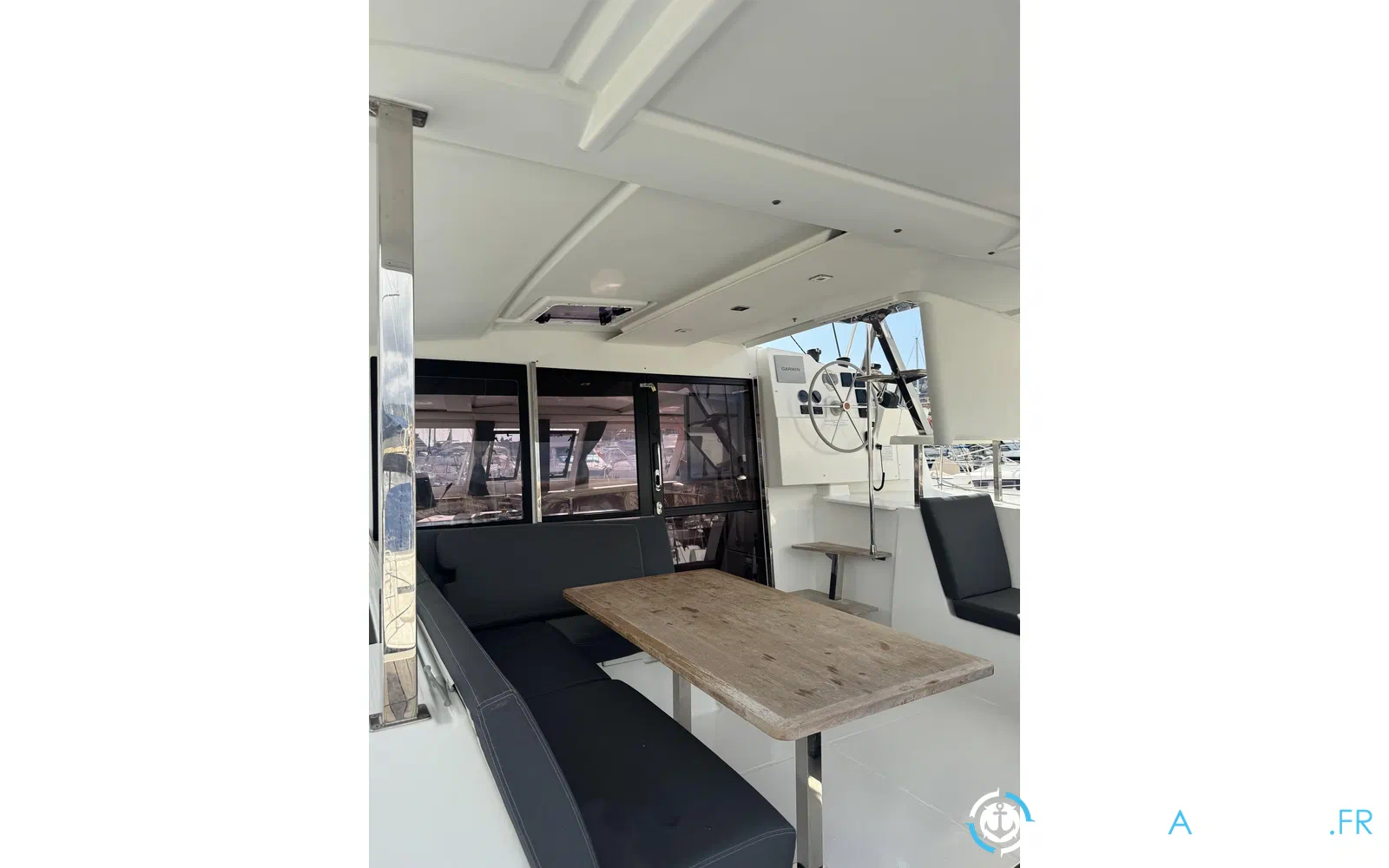 slider 3 Fountaine Pajot Lucia 40