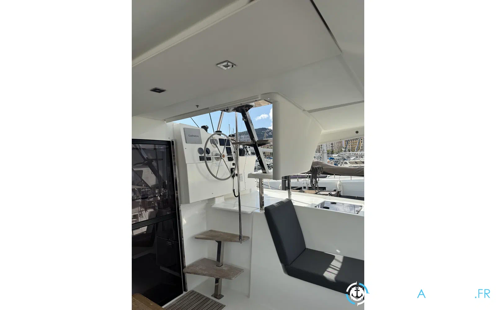 slider 4 Fountaine Pajot Lucia 40