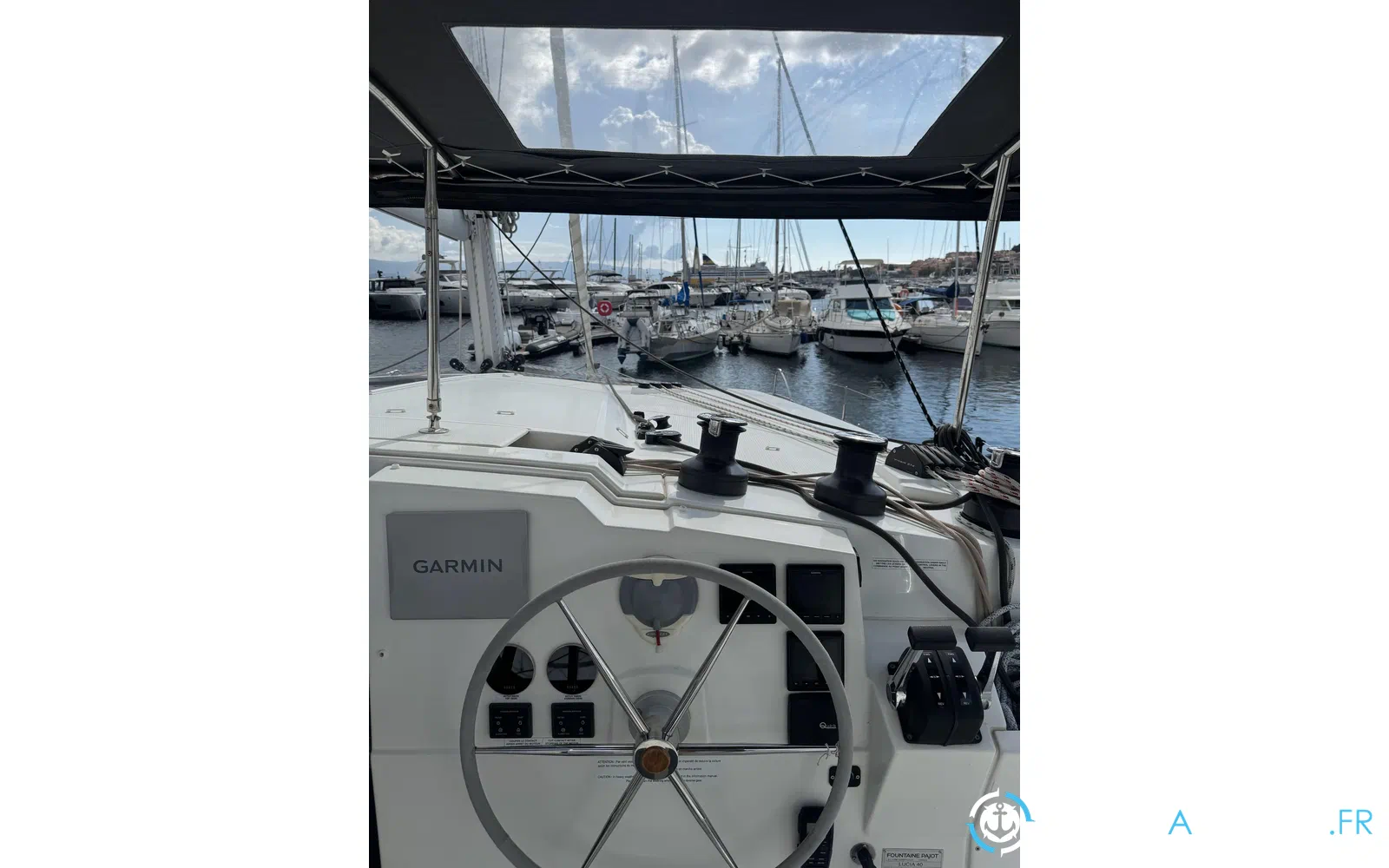 slider 5 Fountaine Pajot Lucia 40