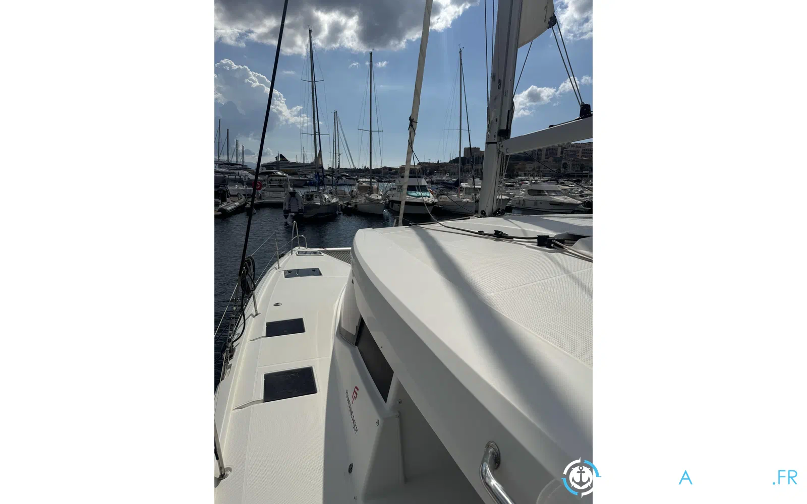 slider 6 Fountaine Pajot Lucia 40