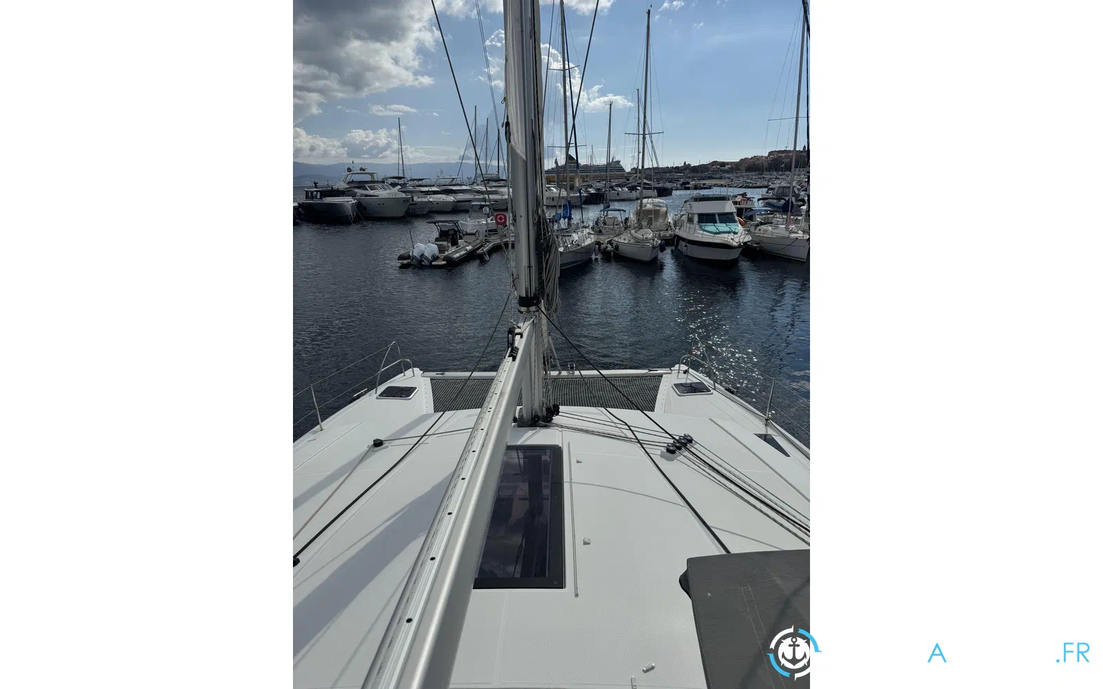 slider 7 Fountaine Pajot Lucia 40