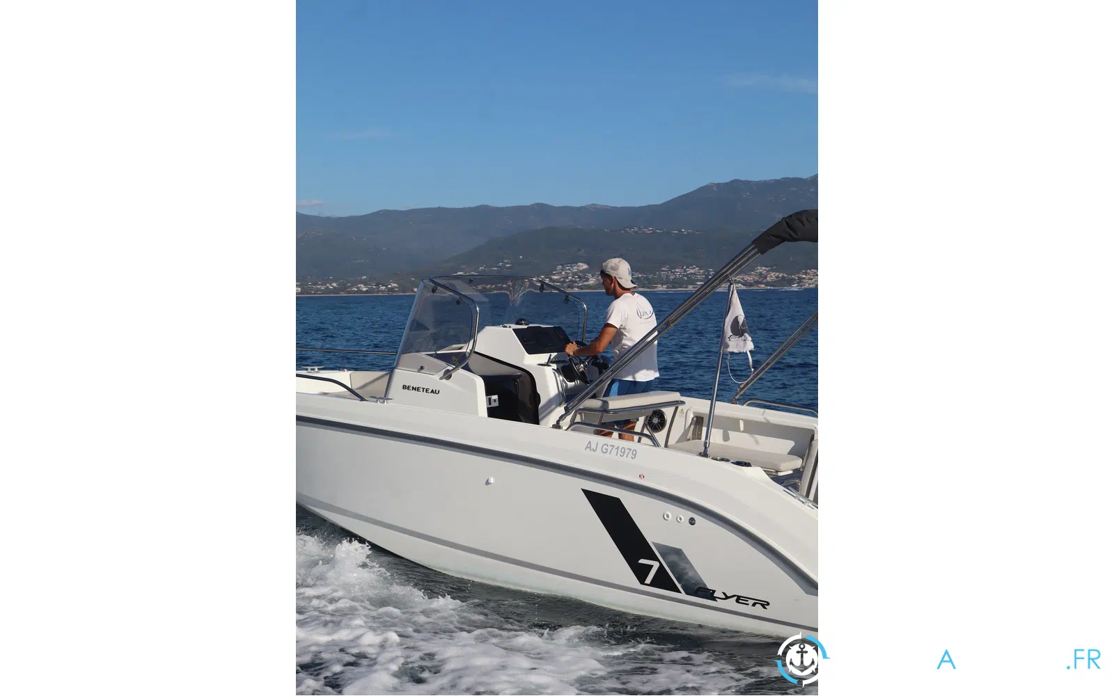 slider 1 Beneteau Flyer 7 SPACEdeck