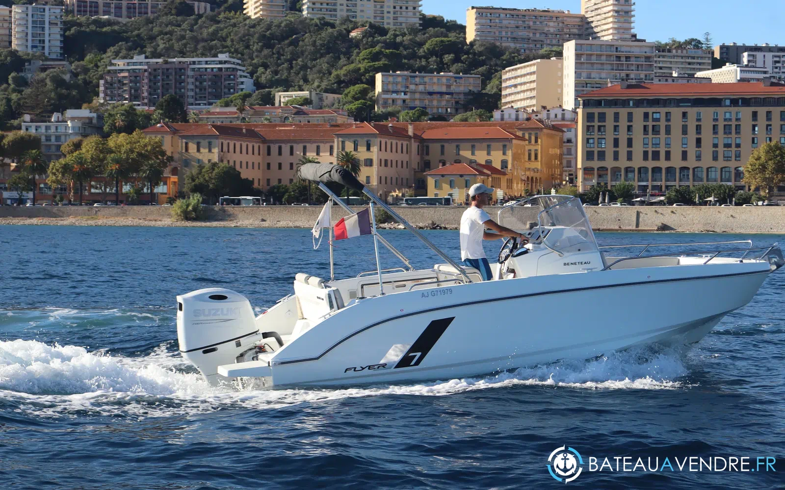 slider 5 Beneteau Flyer 7 SPACEdeck