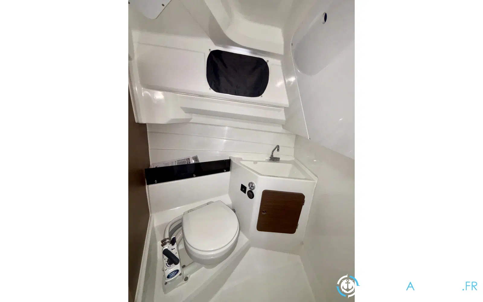 slider 32 Beneteau Antares 8 Fishing