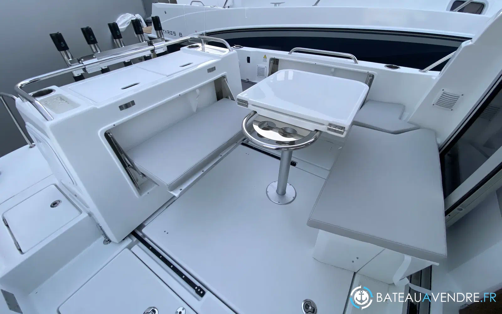 slider 36 Beneteau Antares 8 Fishing