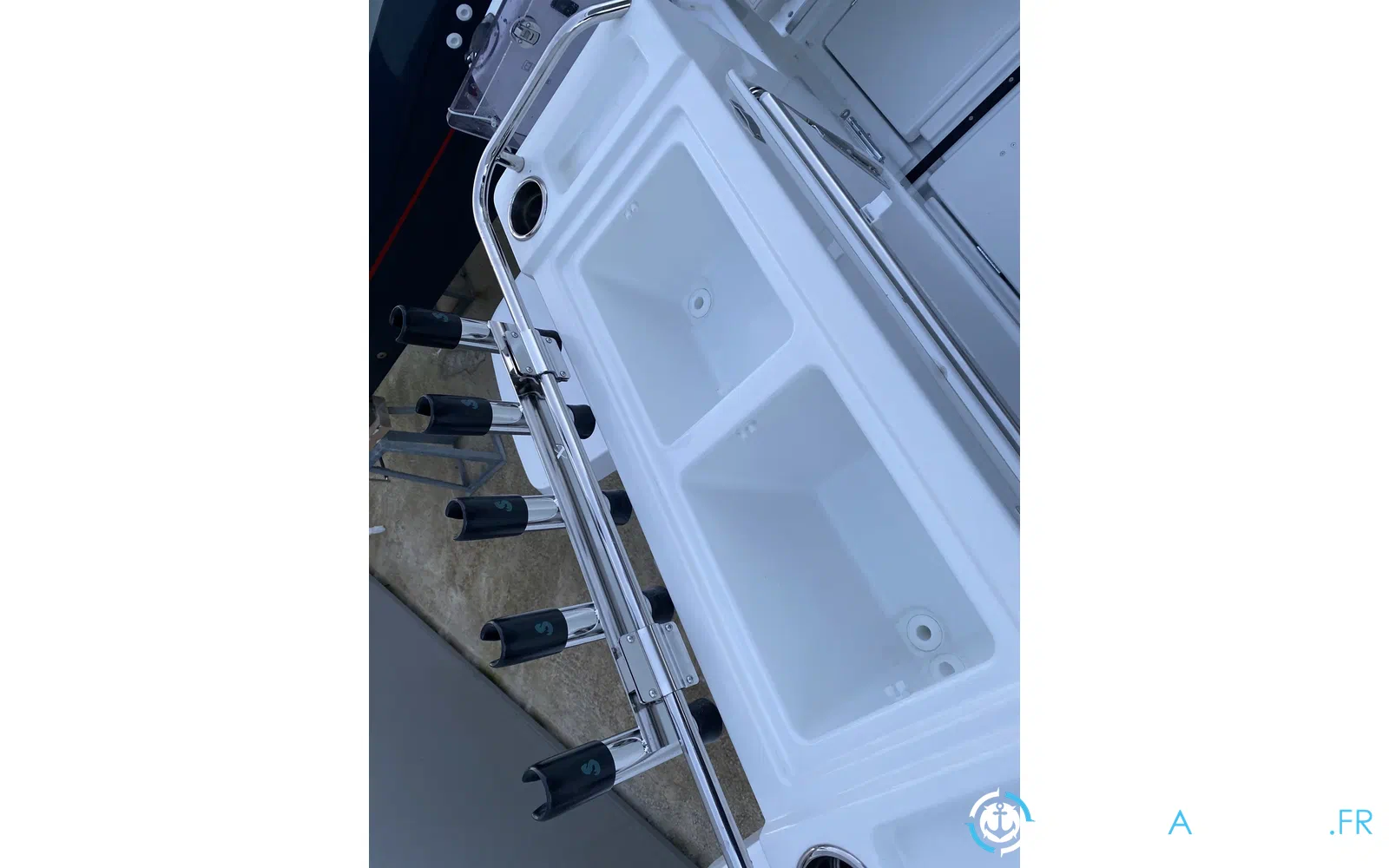 slider 41 Beneteau Antares 8 Fishing