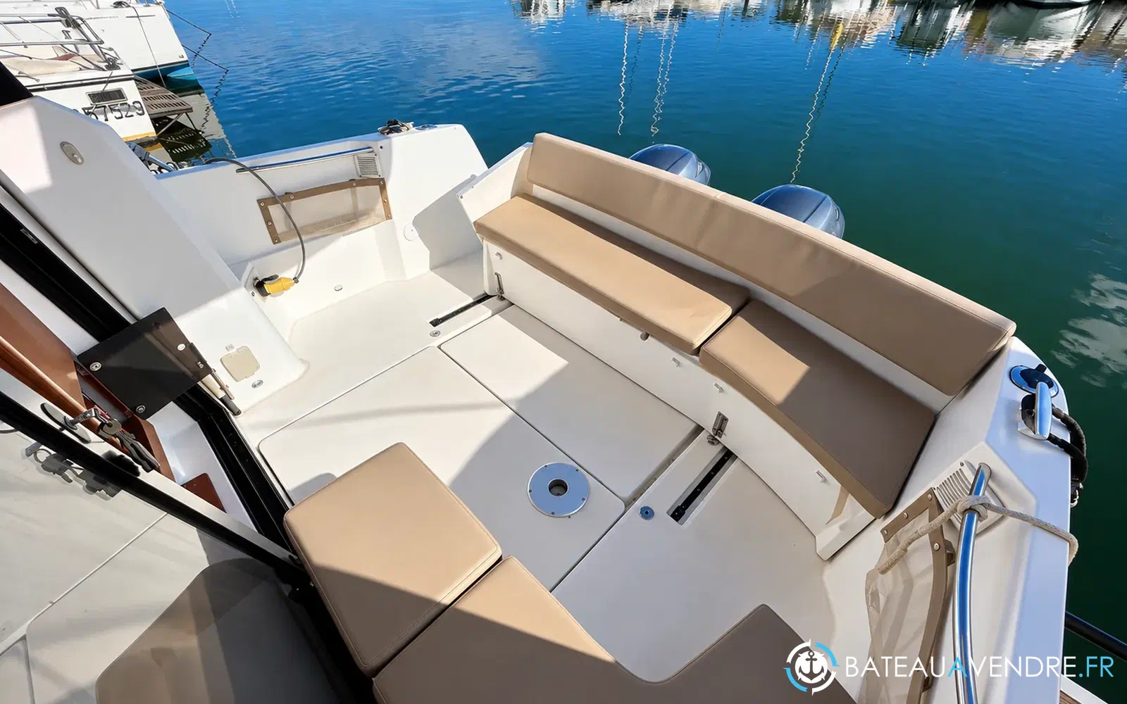 slider 5 Jeanneau Merry Fisher 855