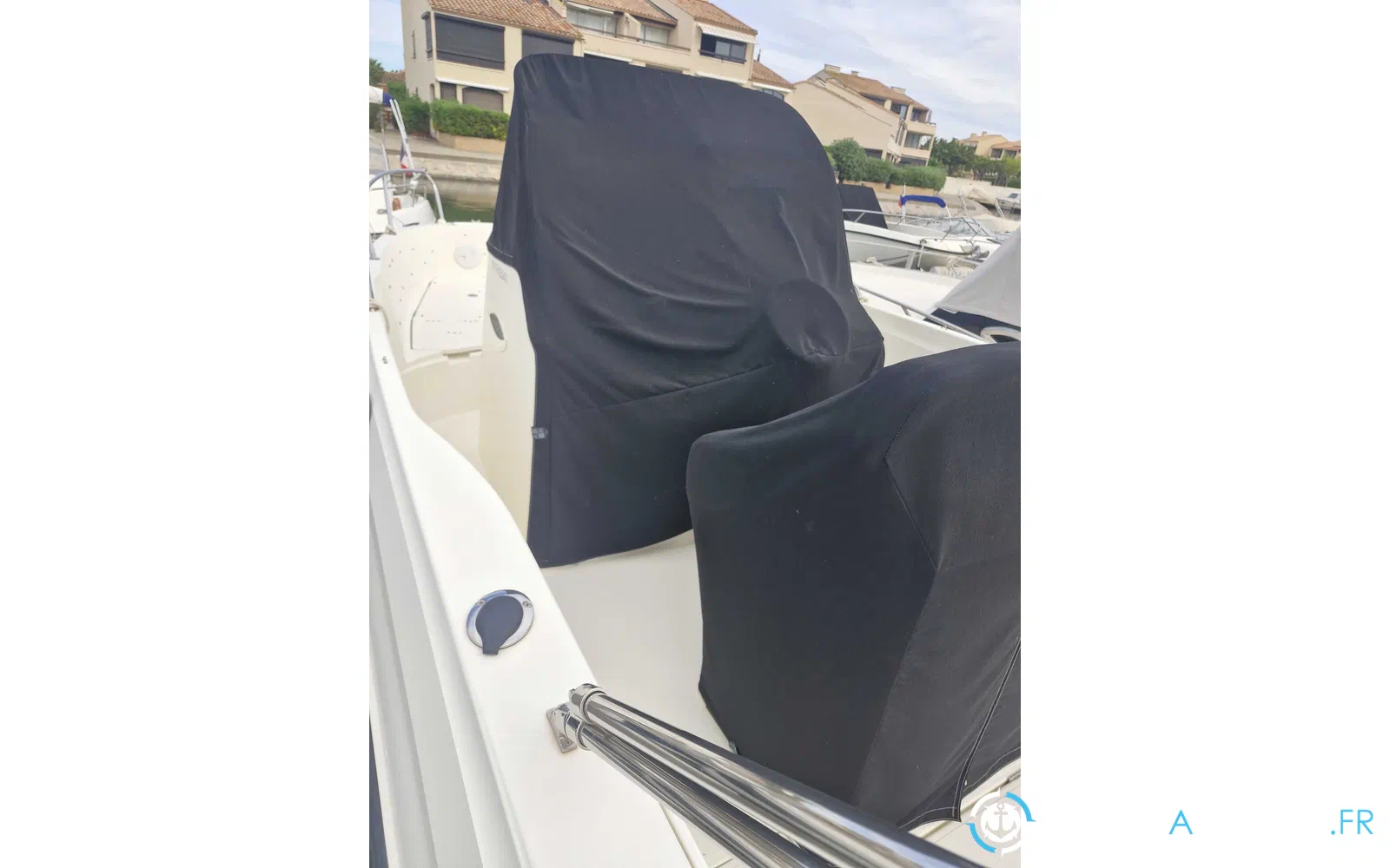 slider 6 Quicksilver 805 Open