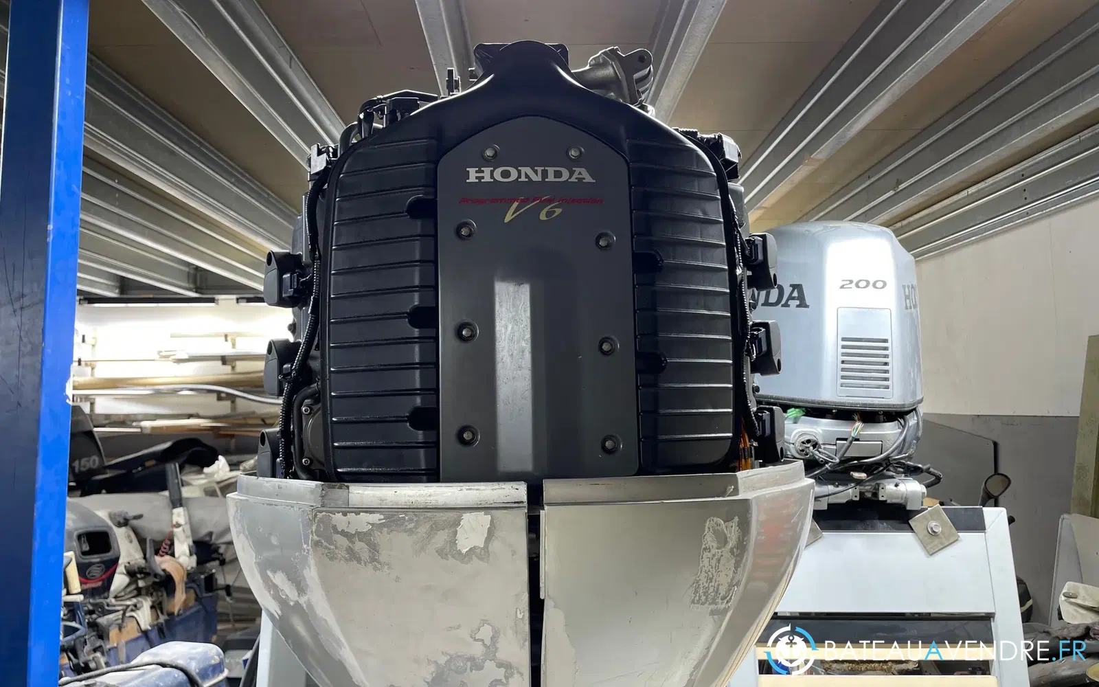slider 2 Honda BF200