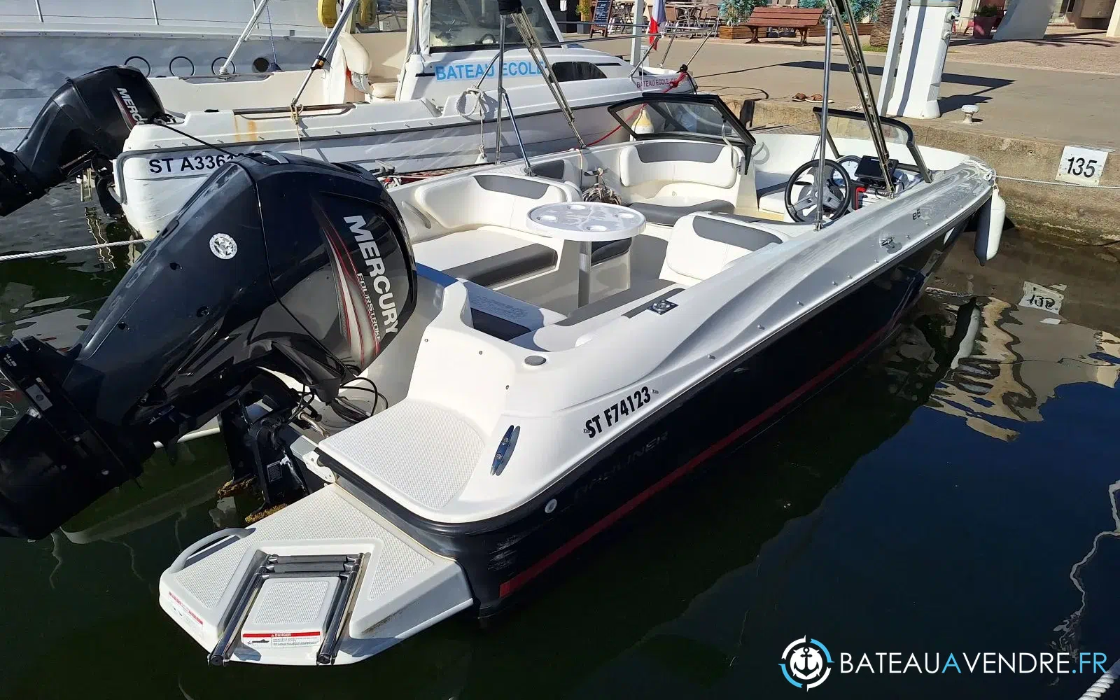 slider 13 Bayliner E6