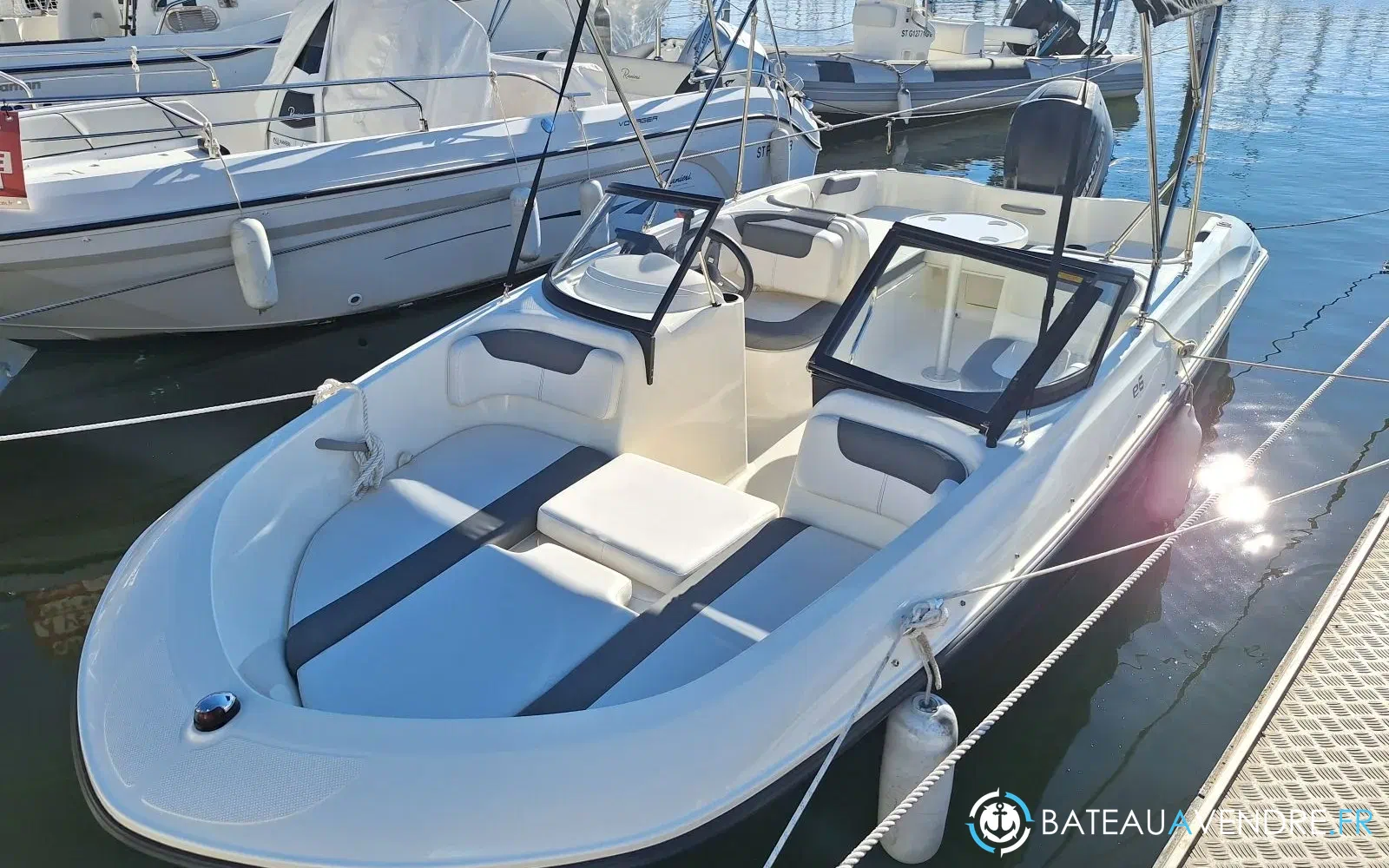 slider 14 Bayliner E6