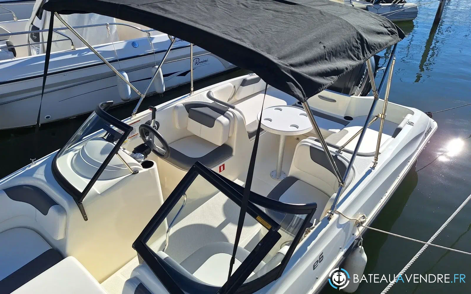 slider 15 Bayliner E6