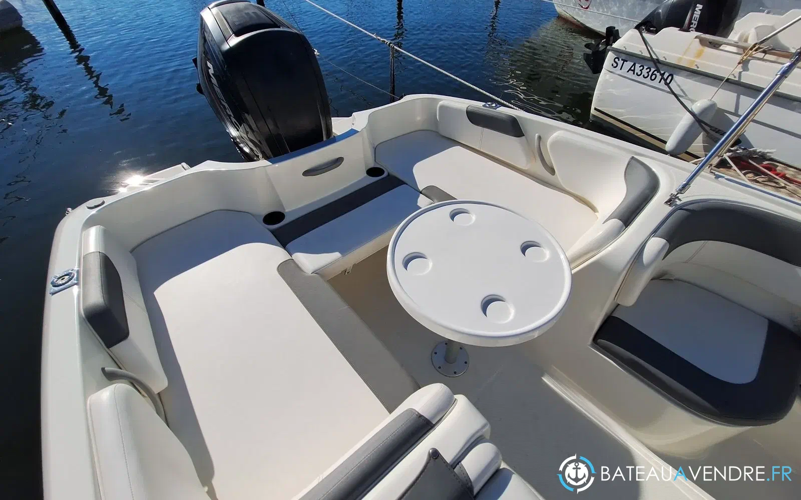 slider 2 Bayliner E6