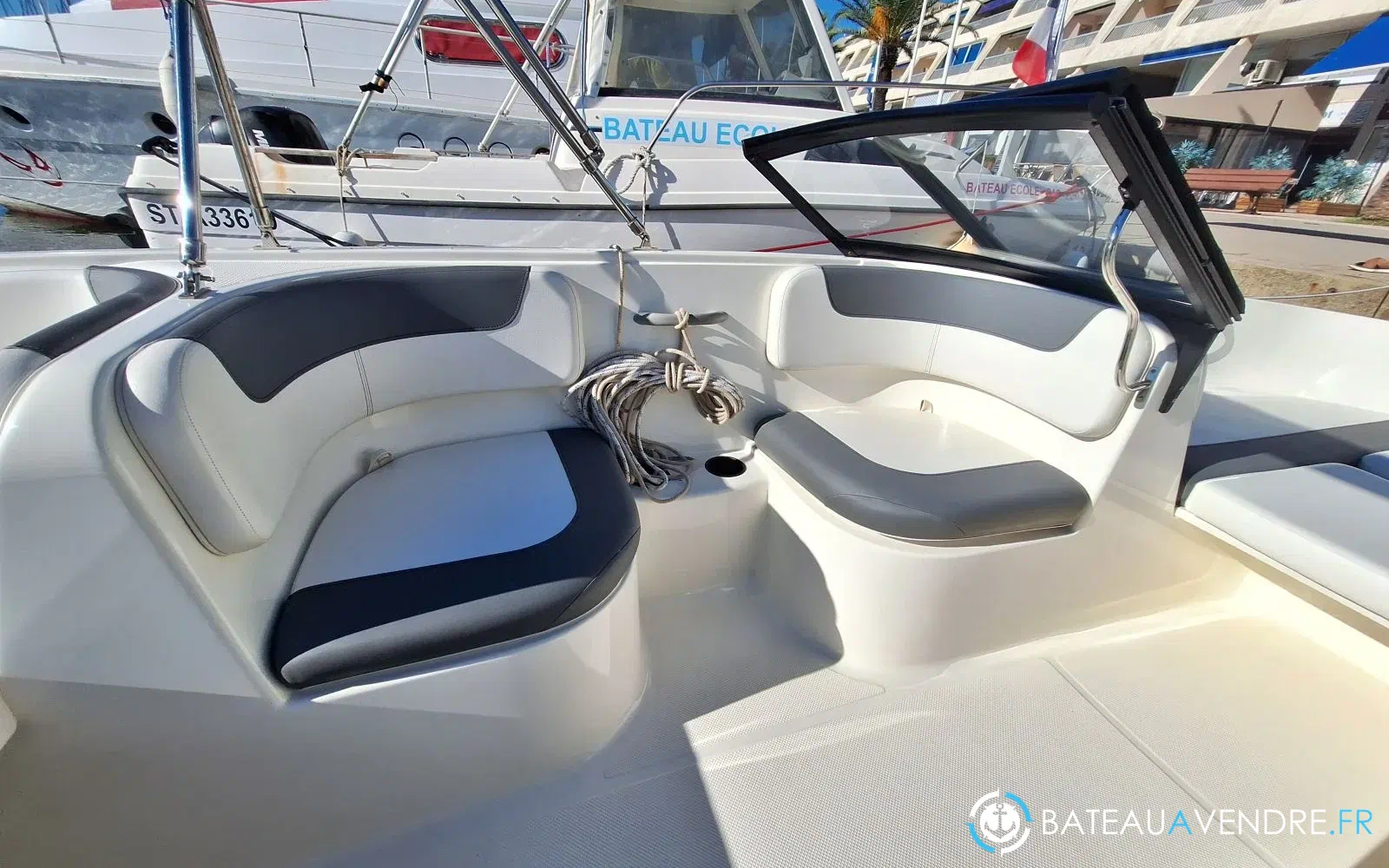 slider 7 Bayliner E6