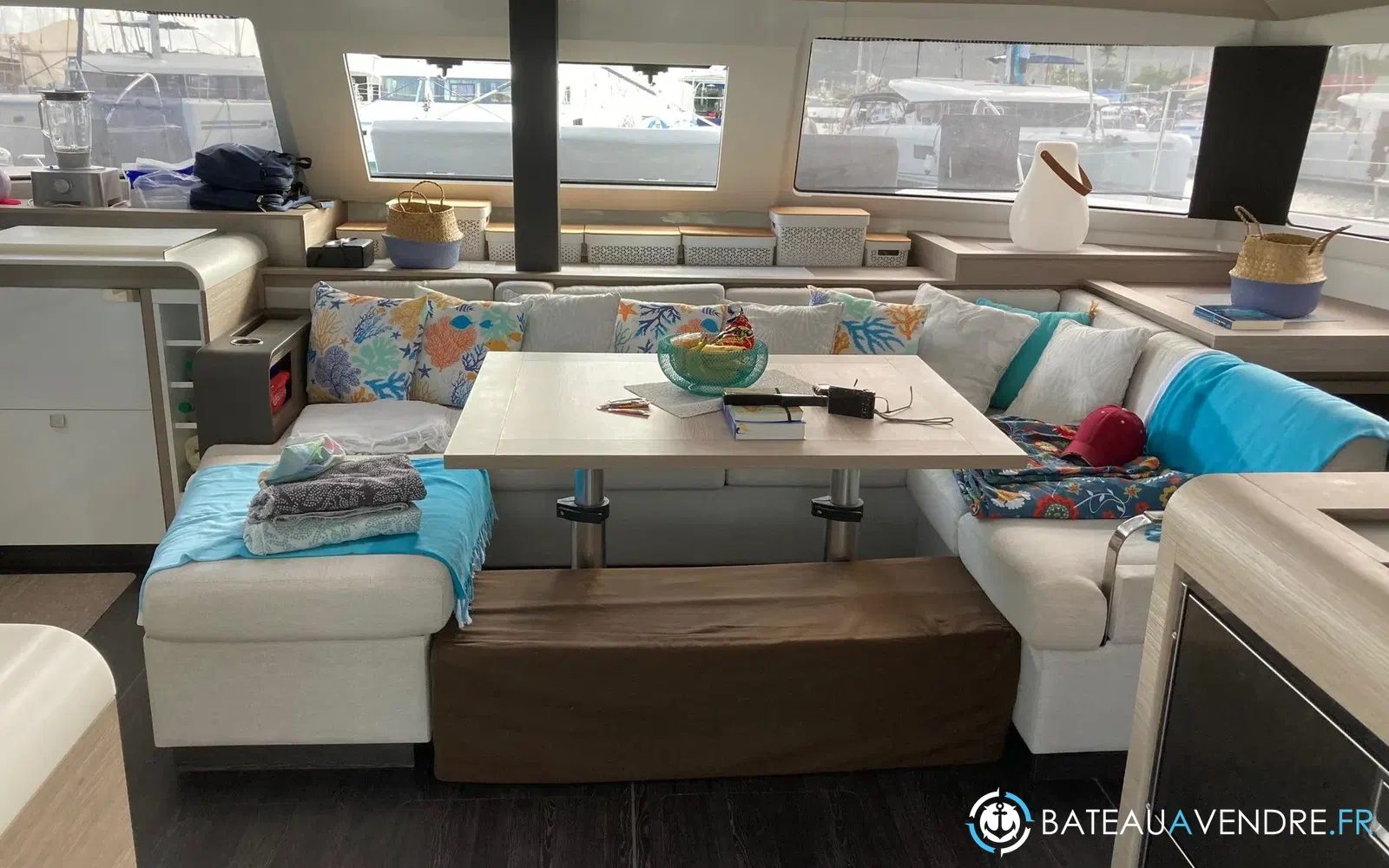 slider 22 Fountaine Pajot Elba 45
