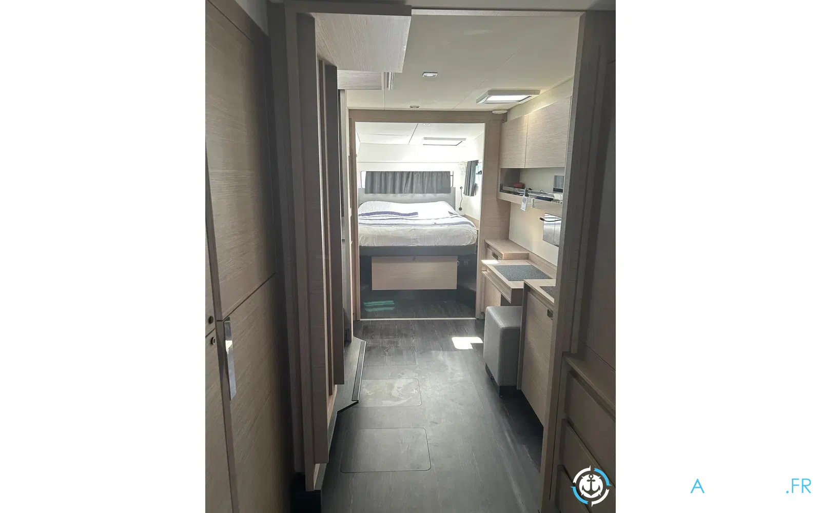 slider 25 Fountaine Pajot Elba 45